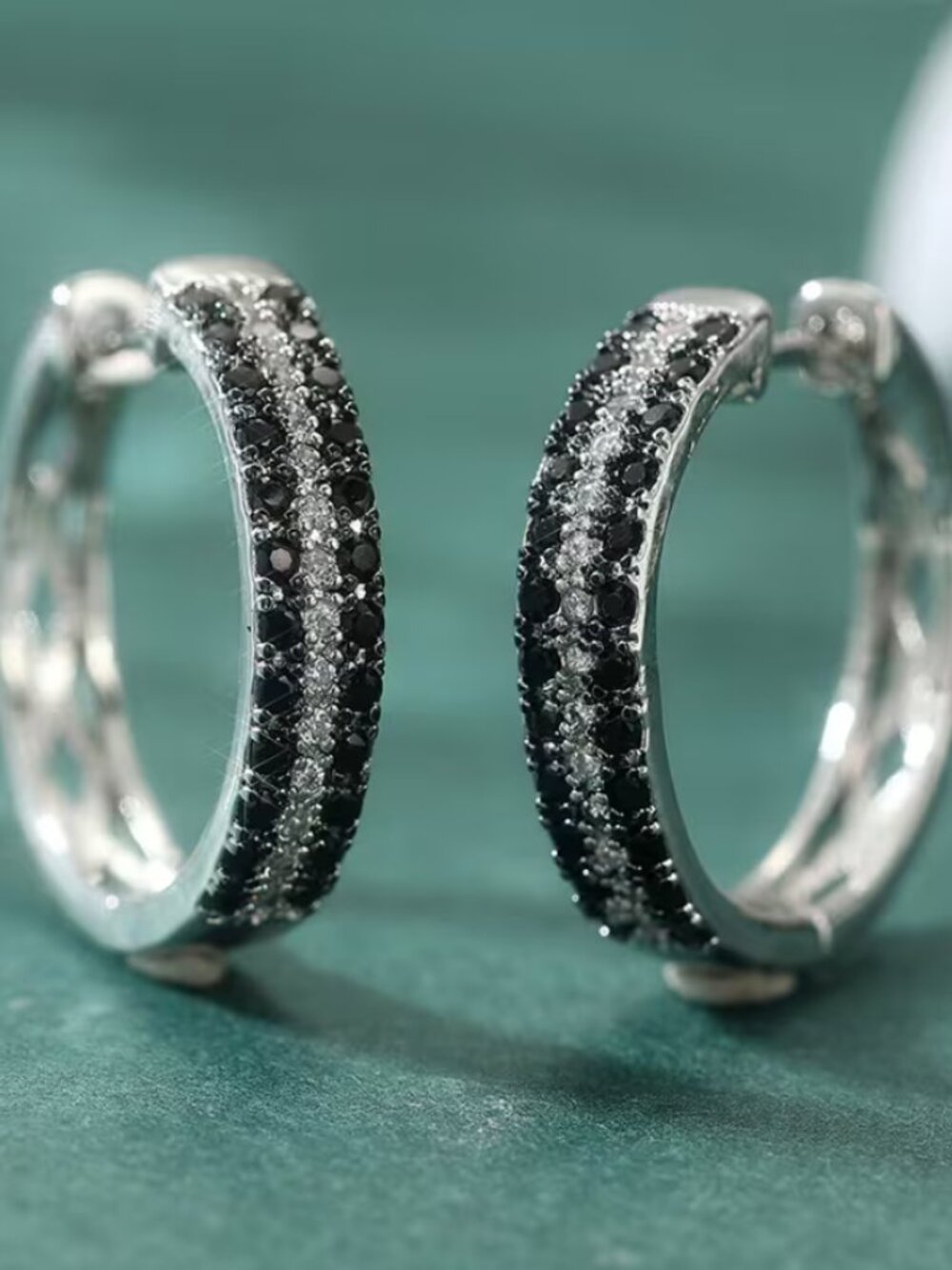 925 Sterling Silver Womens 2ct Black Onyx 1ct Diamond Small Hoop Earrings NEW